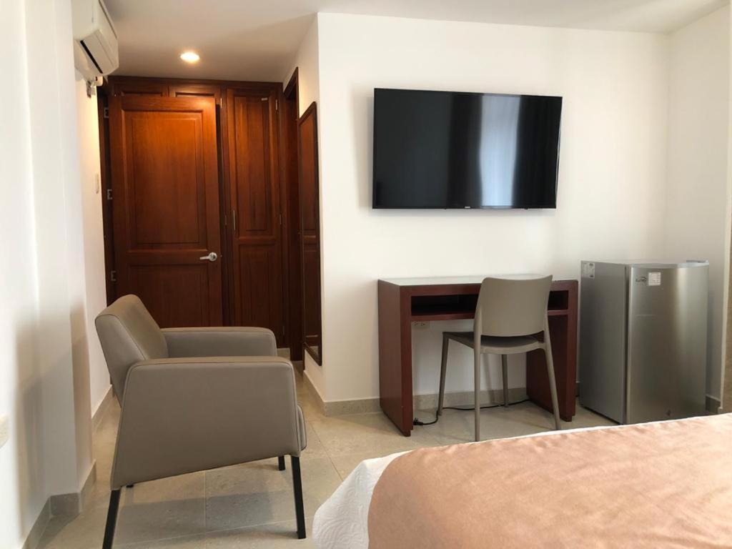 Colon Plaza Hotel トゥマコ エクステリア 写真