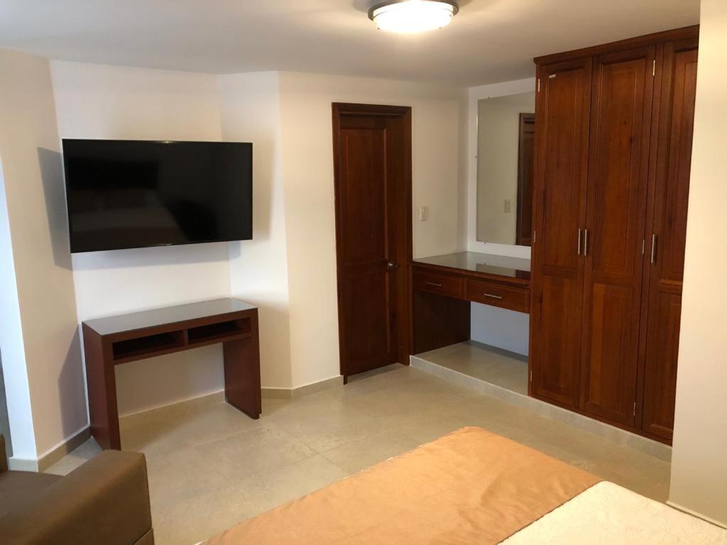 Colon Plaza Hotel トゥマコ エクステリア 写真