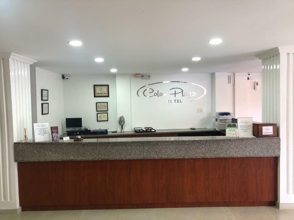 Colon Plaza Hotel トゥマコ エクステリア 写真